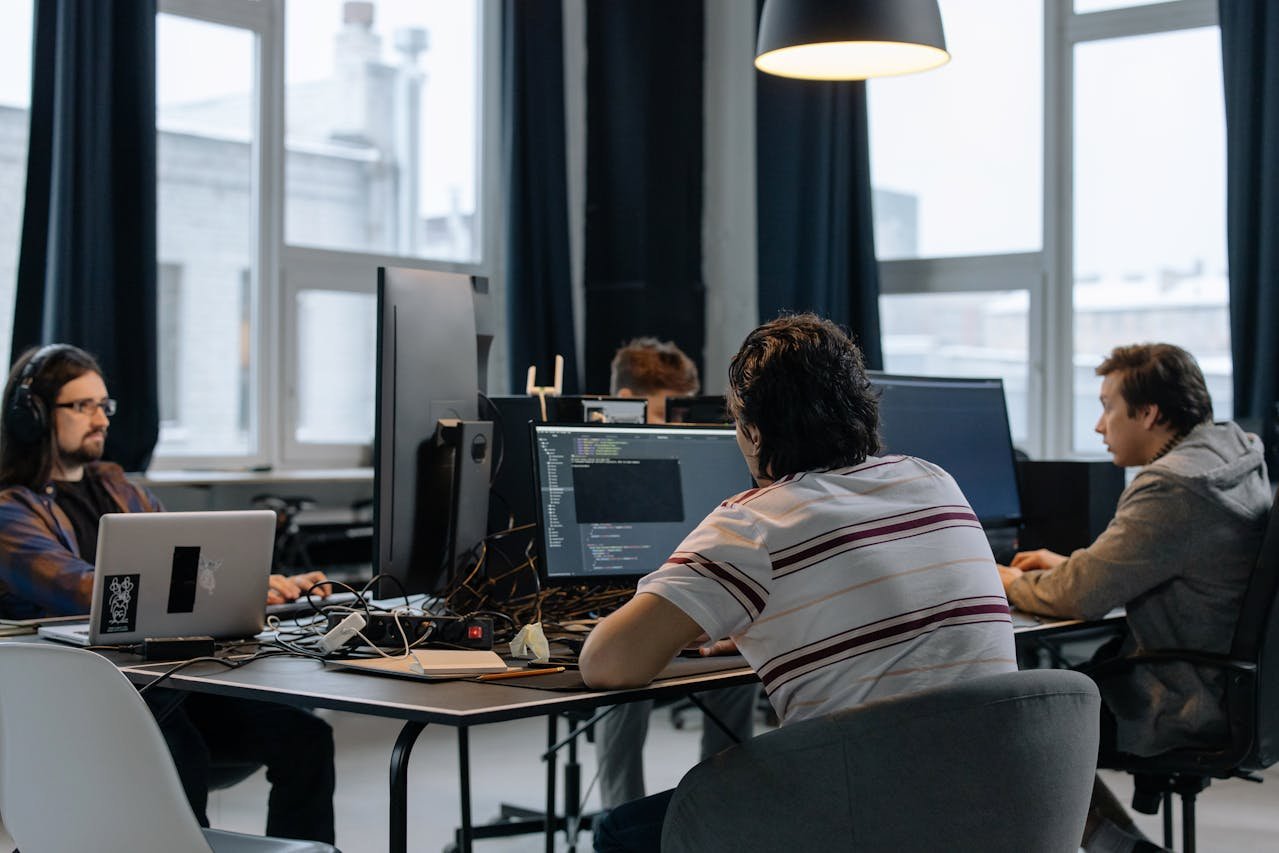 Thinking of Starting an IT Startup Here’s What You Need to Know First